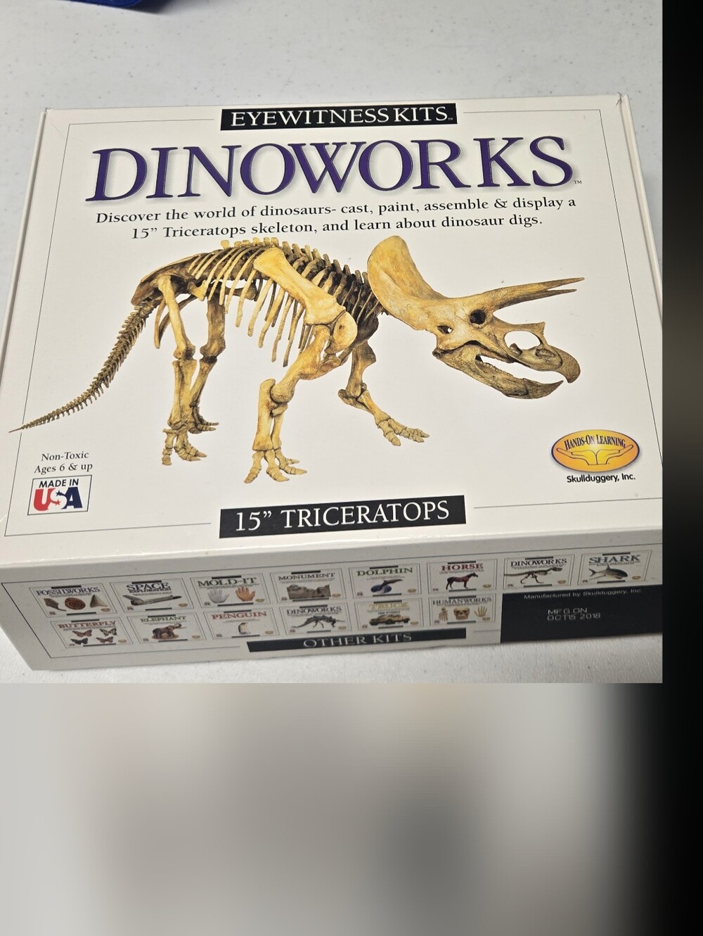 Dinoworks 15" Triceratops Eyewitness Kit - White Box with Gold Skeleton TOYS